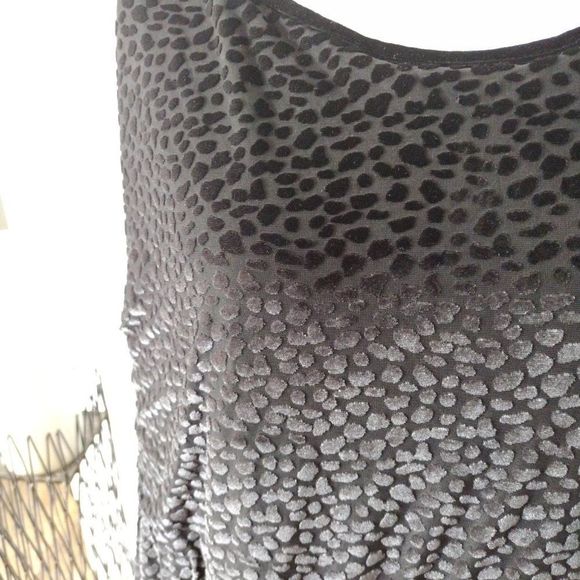 NWT 5X Torrid Peplum Leopard Burnout Velvet Sleeveless Blouse - Picture 4 of 9